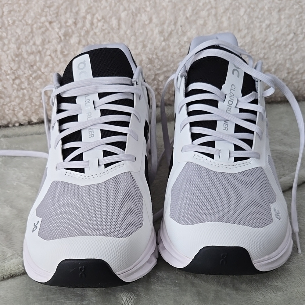 COPY - Brand new On Cloud Mens Running in white with black!  Size 12